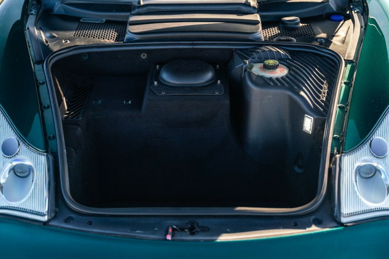 Porsche 996 Carrera 4