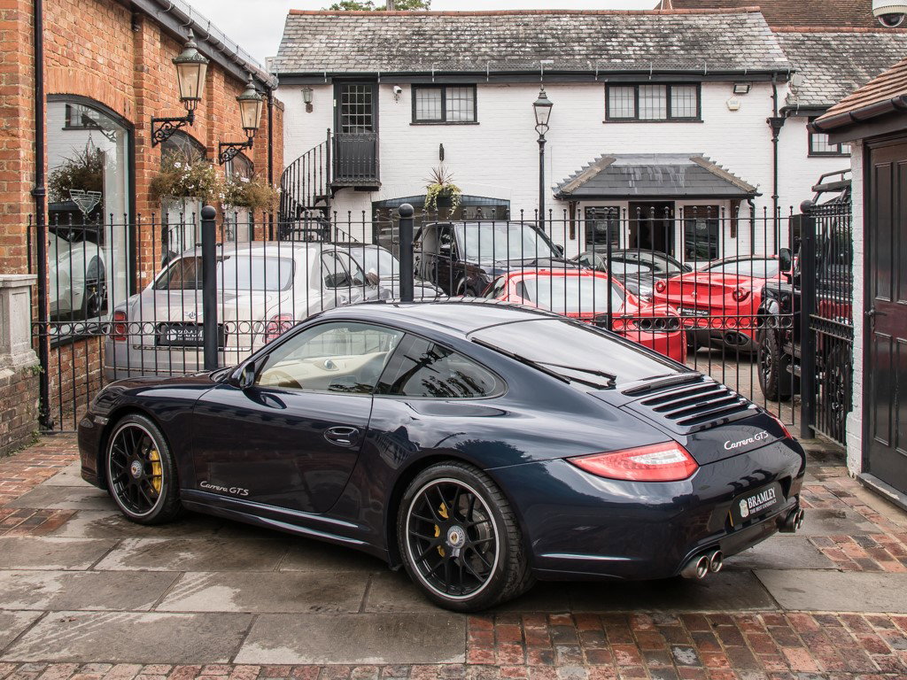 Porsche 997.2 Carrera GTS