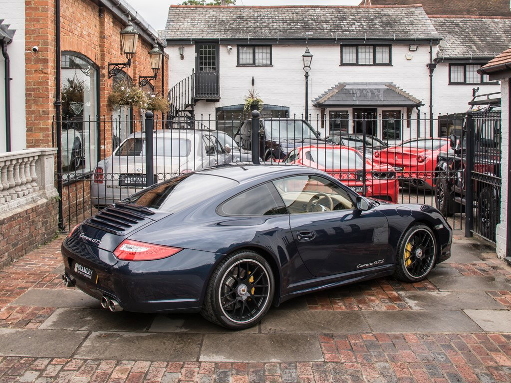 Porsche 997.2 Carrera GTS