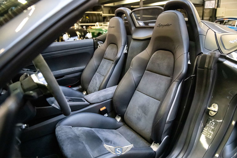 Porsche 981 Boxster Spyder