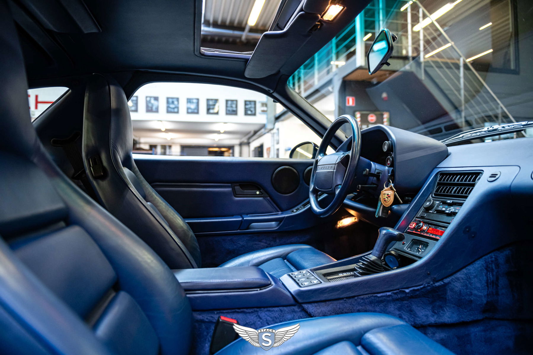 【MAXICHAMPS】Porsche 928 Blue maxresdefault.jpg