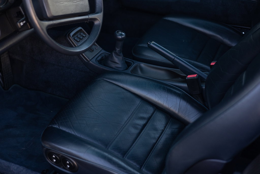 Porsche 964 Carrera 4