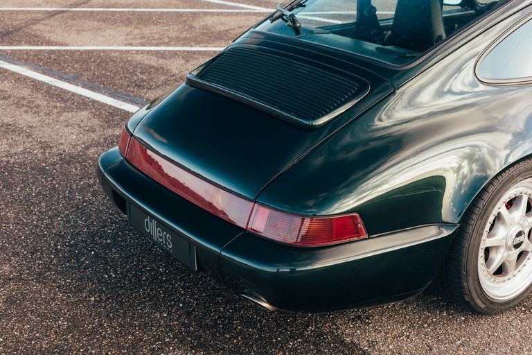 Porsche 964 Carrera 4