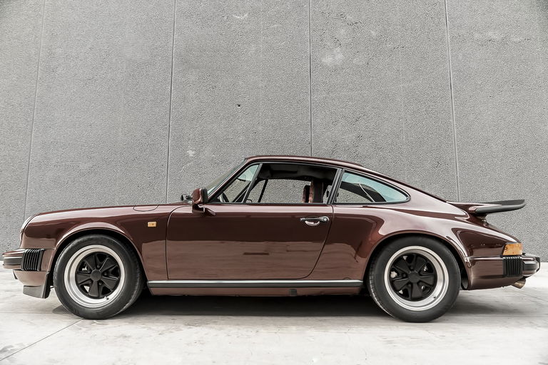 Porsche 911 Carrera 3.2