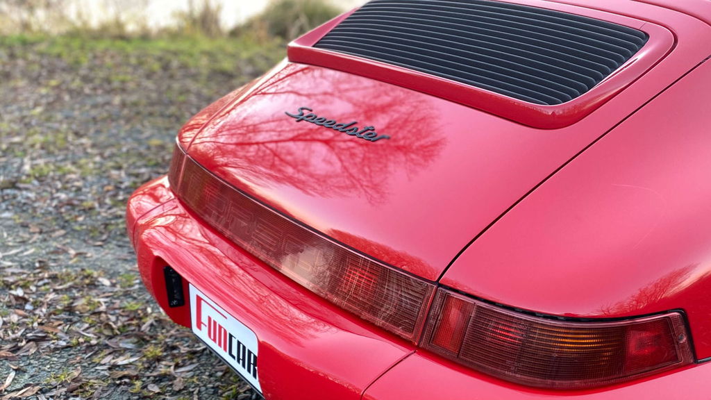 Porsche 964 Carrera 2 Speedster