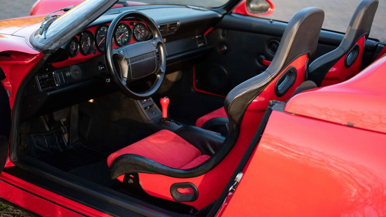 Porsche 964 Carrera 2 Speedster