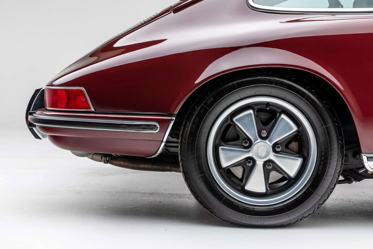 Porsche 911 S (F-Modell)