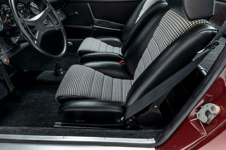 Porsche 911 S (F-Modell)