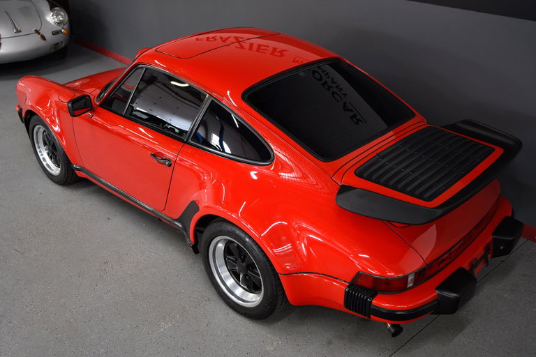 Porsche 911 Carrera 3.2 WTL
