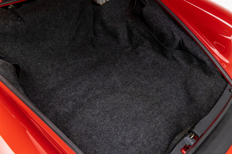 Porsche 911 Carrera 3.2 (US)