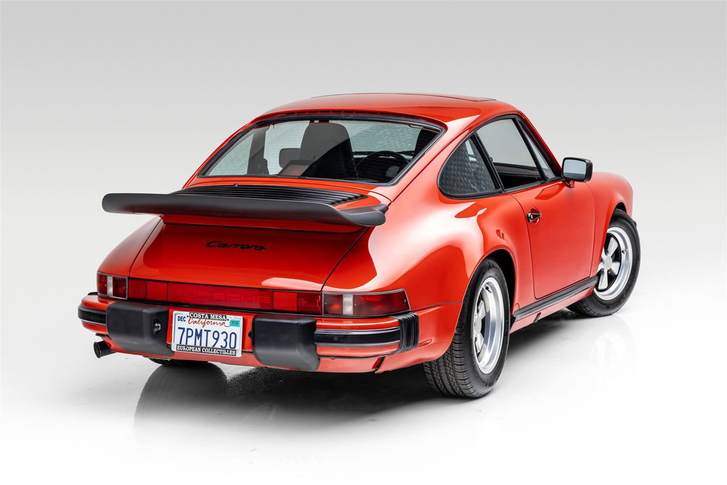 Porsche 911 Carrera 3.2 (US)