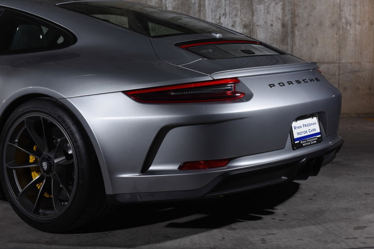 Porsche 991.2 GT3 Touring