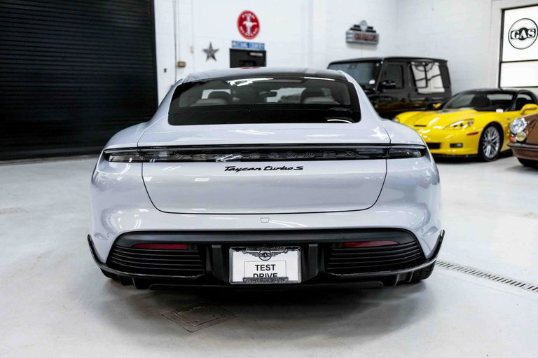 Porsche Taycan Turbo S