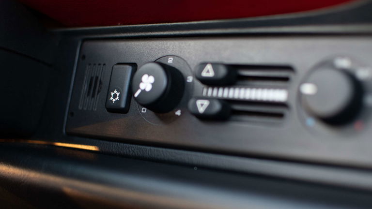 Porsche 964 Carrera 2 Speedster