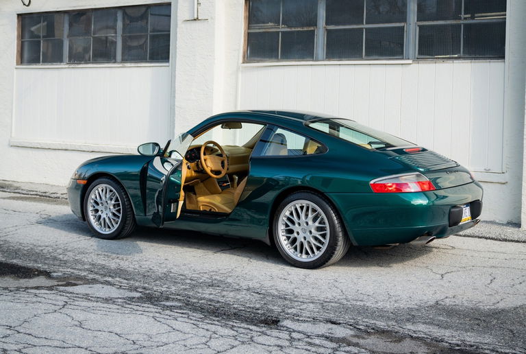 Porsche 996 Carrera
