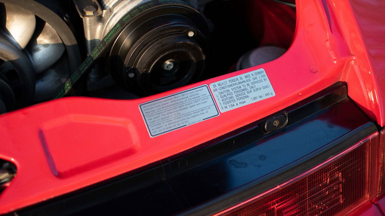 Porsche 964 Carrera 2 Speedster