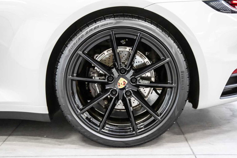 Porsche 992 Carrera