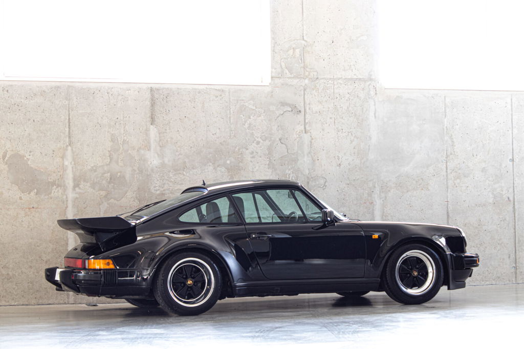 Porsche 911 Turbo 3.3