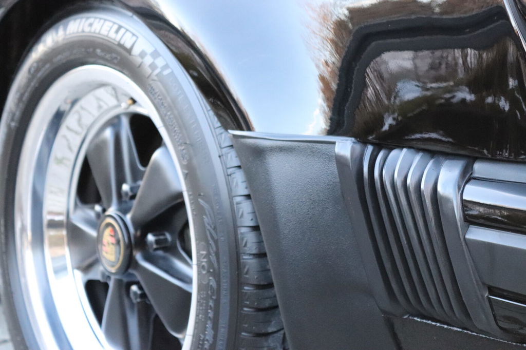 Porsche 911 Turbo 3.3