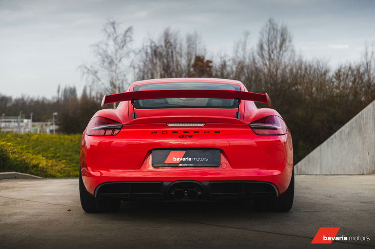 Porsche 981 Cayman GT4