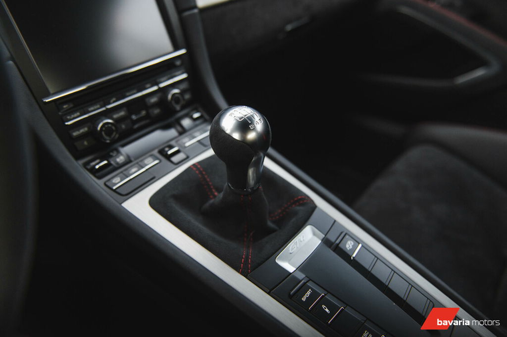 Porsche 981 Cayman GT4