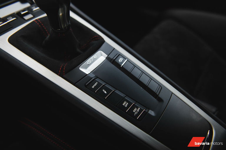 Porsche 981 Cayman GT4