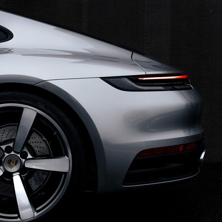 Porsche 992 Carrera 4S