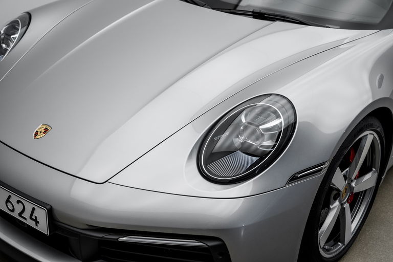 Porsche 992 Carrera 4S