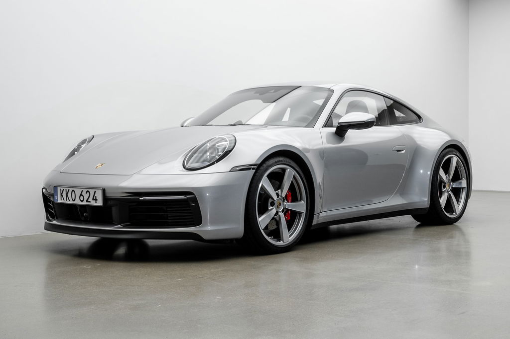 Porsche 992 Carrera 4S
