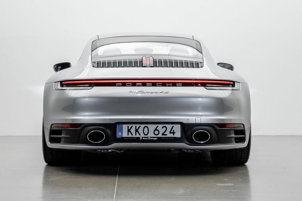 Porsche 992 Carrera 4S