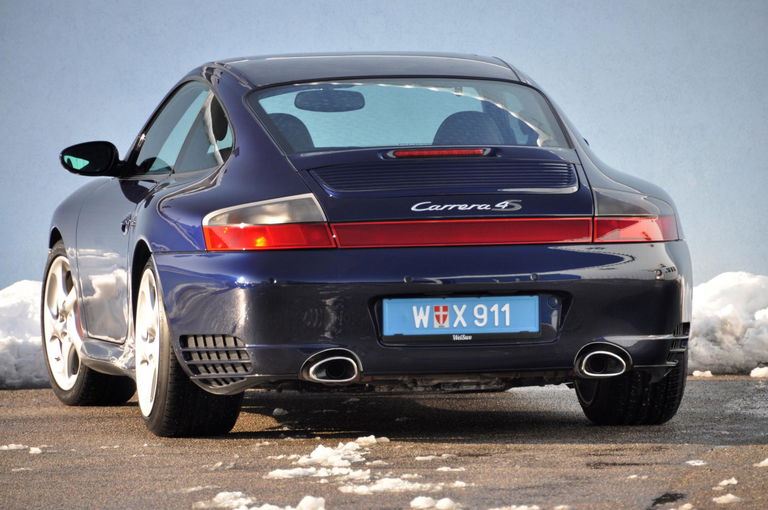 Porsche 996 Carrera 4S