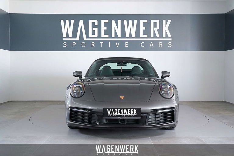 Porsche 992 Targa 4