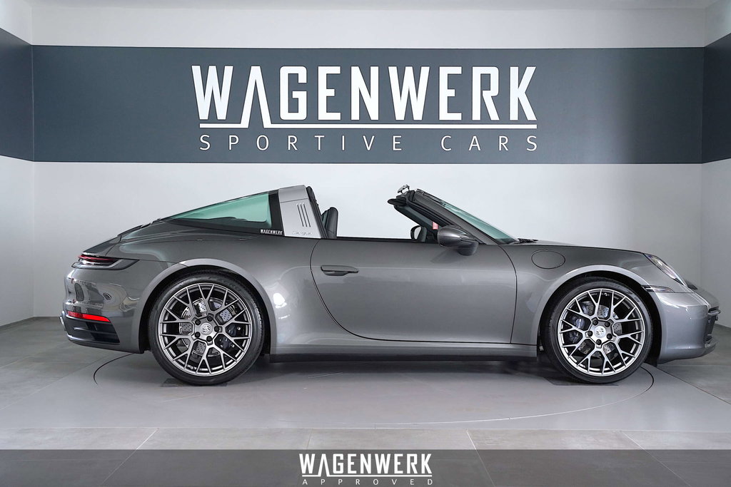 Porsche 992 Targa 4