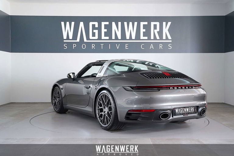 Porsche 992 Targa 4