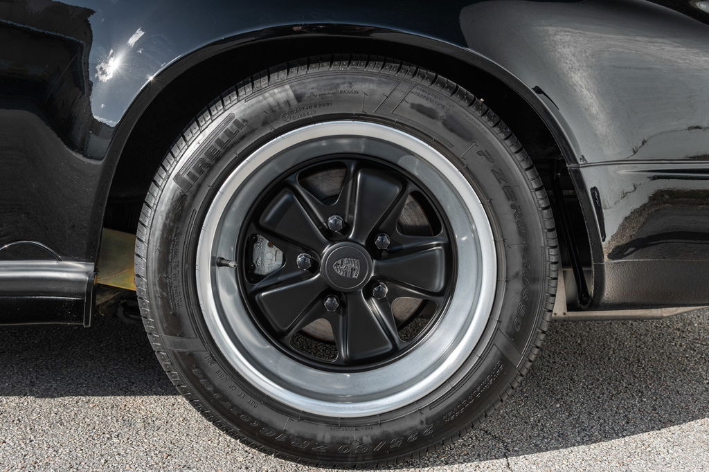 Porsche 911 Carrera 3.2 Clubsport (US)