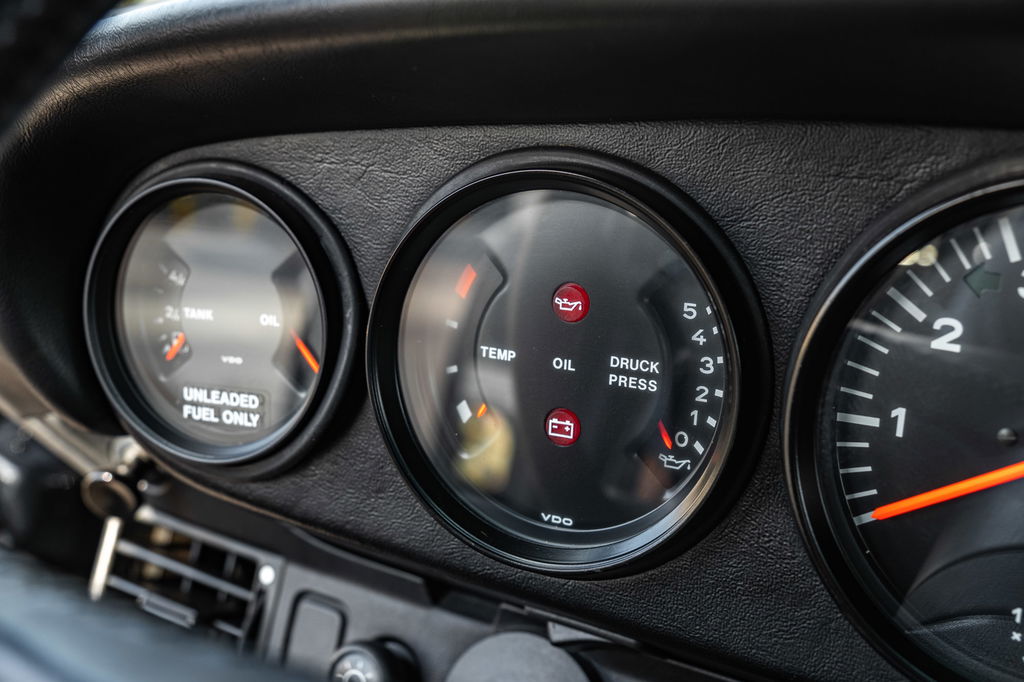 Porsche 911 Carrera 3.2 Clubsport (US)