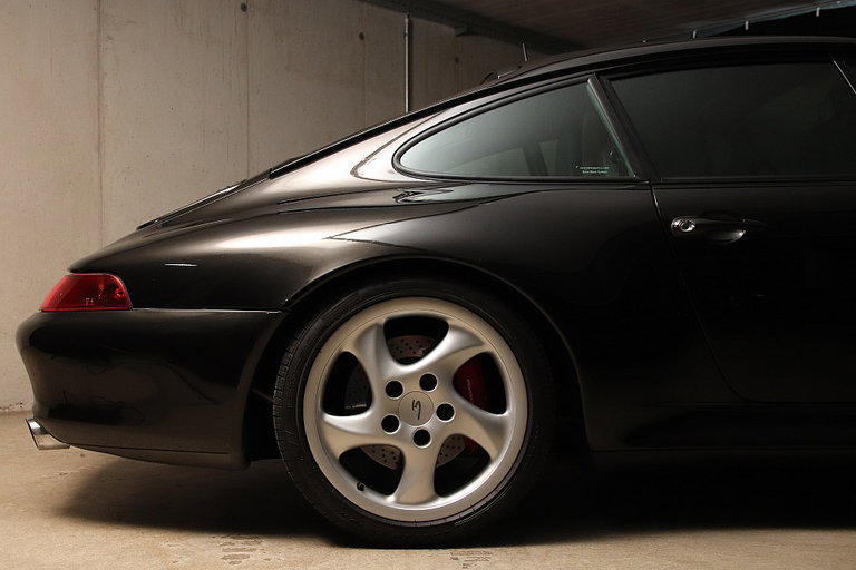 Porsche 993 Carrera 4S
