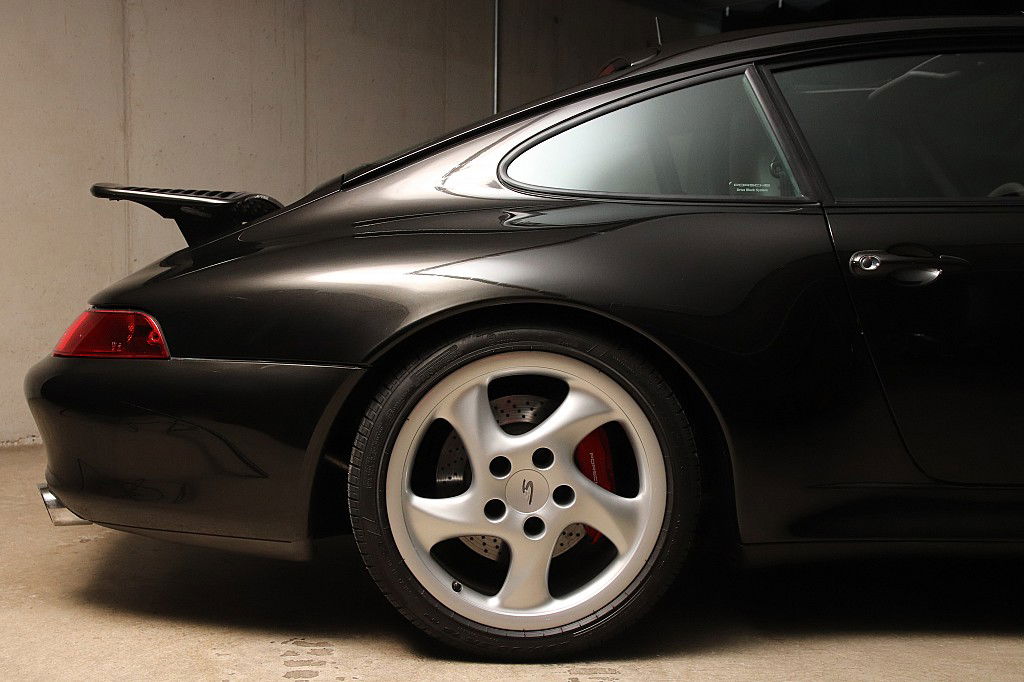 Porsche 993 Carrera 4S