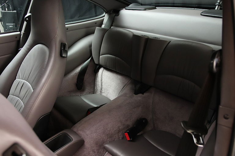 Porsche 993 Carrera 4S