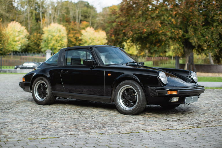 Porsche 911 Carrera 3.2