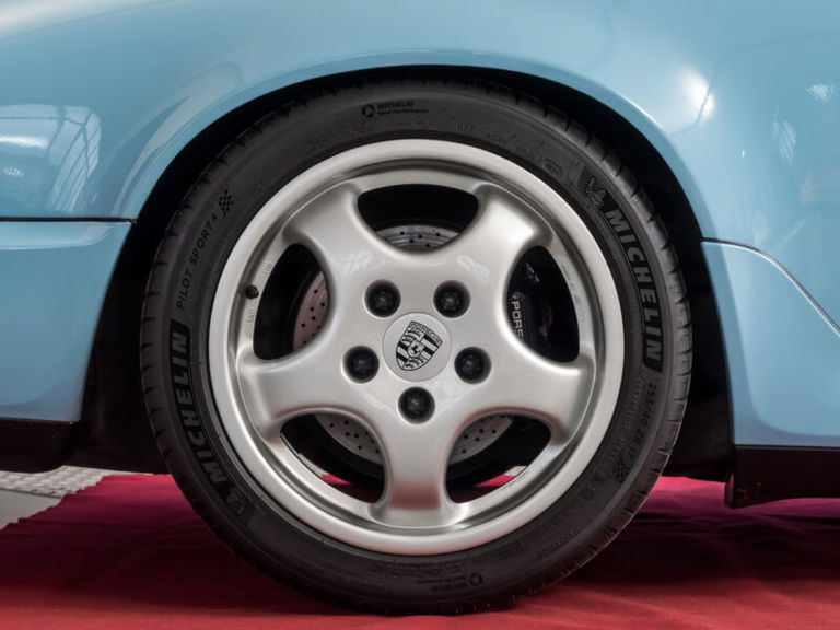 Porsche 964 Carrera RS
