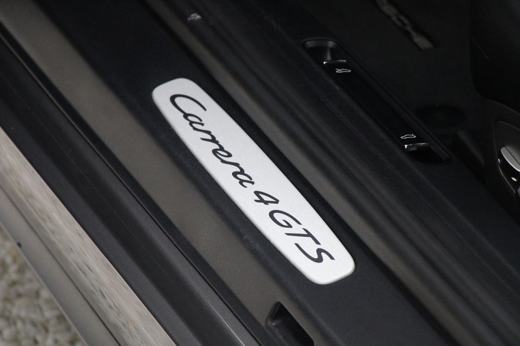 Porsche 991.2 Carrera 4 GTS
