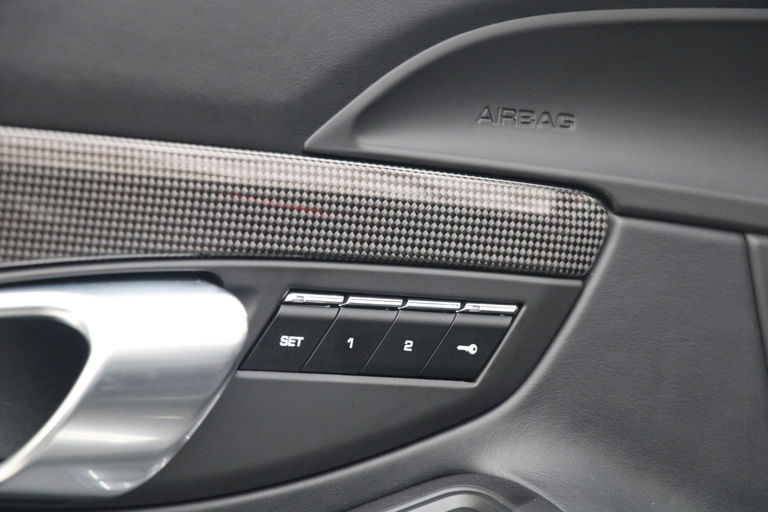 Porsche 991.2 Carrera 4 GTS