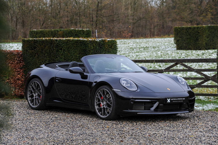 Porsche 992 Carrera 4S