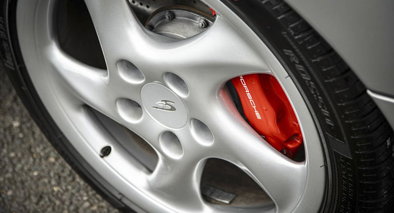 Porsche 993 Carrera 4S