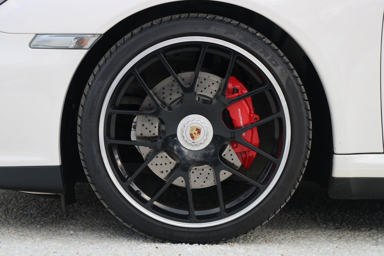 Porsche 997.2 Carrera GTS