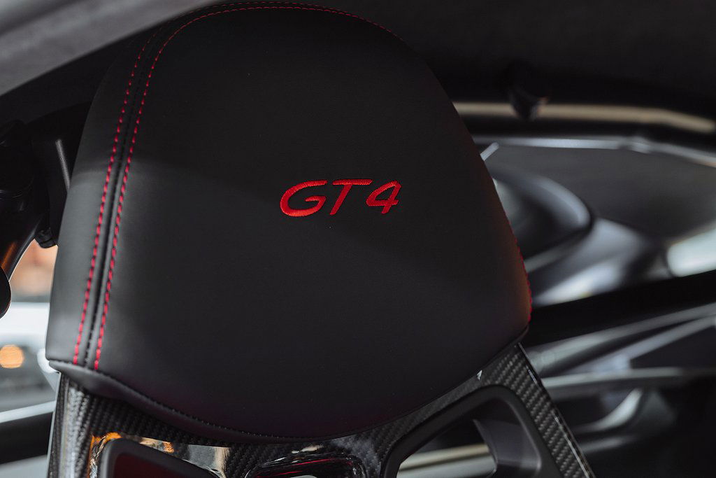 Porsche 981 Cayman GT4