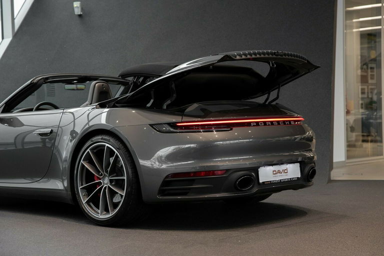 Porsche 992 Carrera 4S