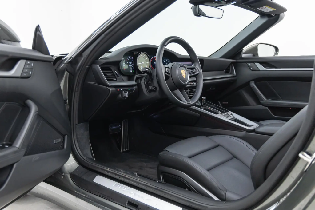 Porsche 992 Targa 4