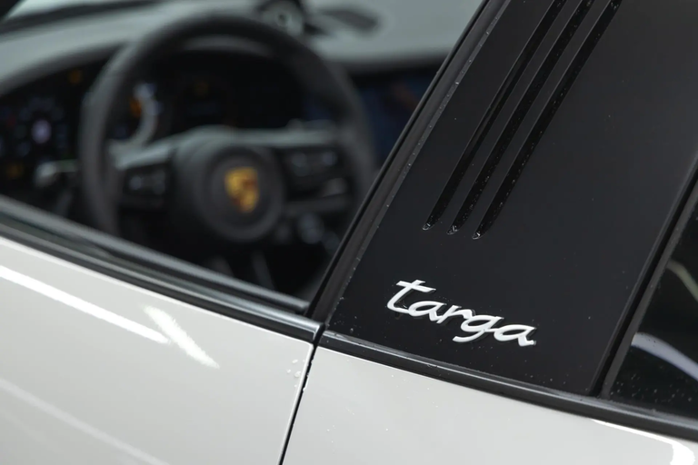 Porsche 992 Targa 4S